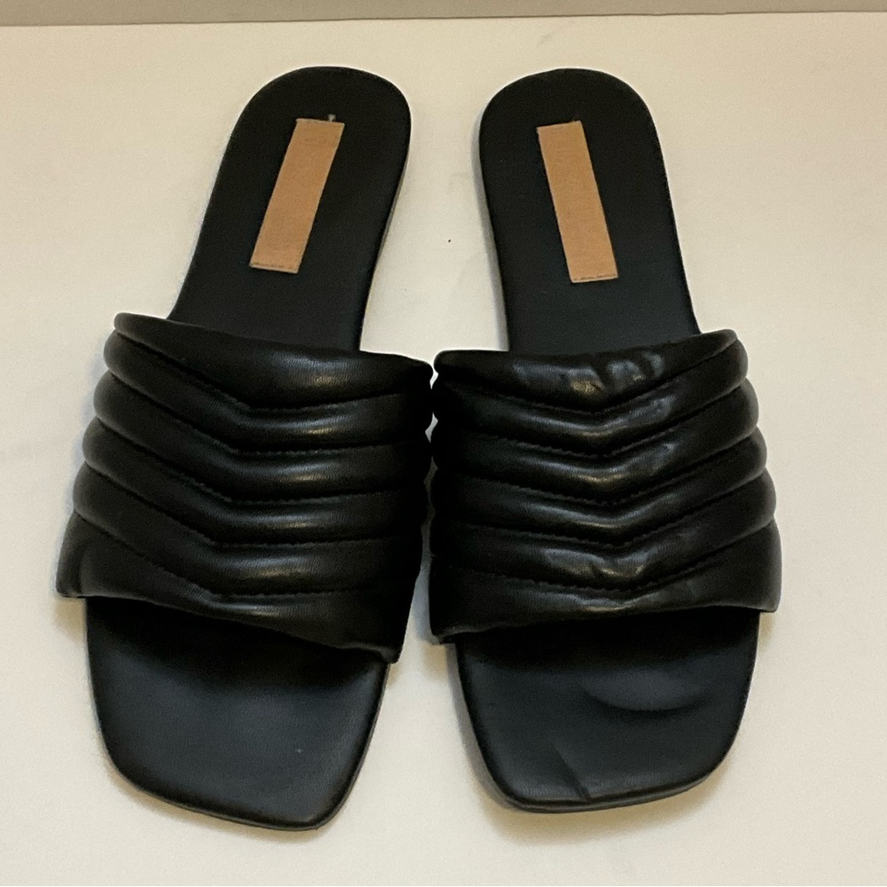 ASOS Design black slip on slippers 7 - Picture 3 of 9